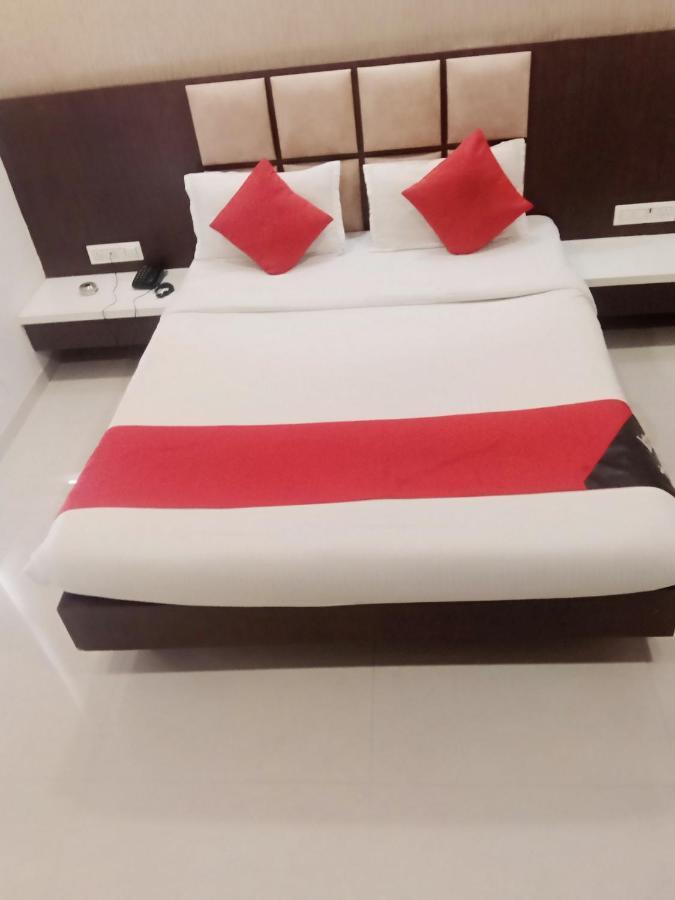 Hotel Airport Inn One Ahmedabad Luaran gambar