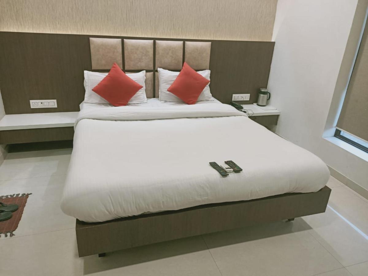 Hotel Airport Inn One Ahmedabad Luaran gambar